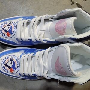 Jordan Kids Blue Jays Edition Sneakers
